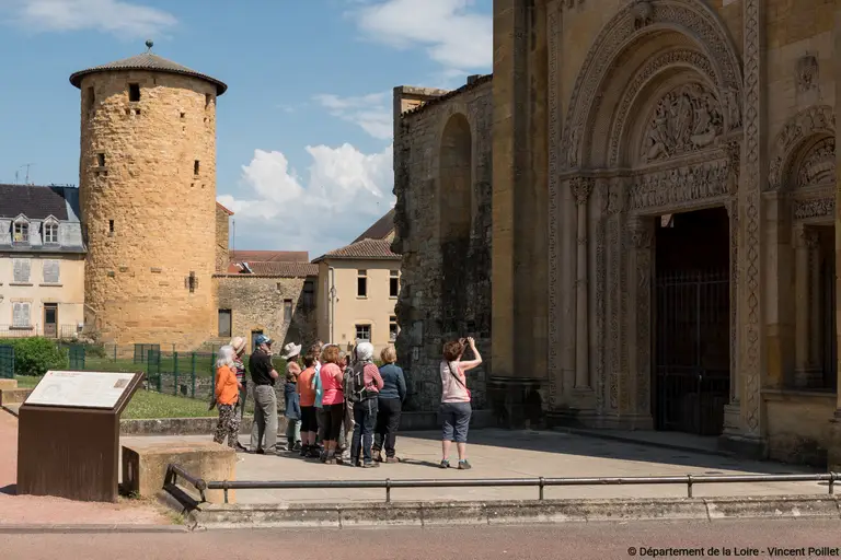 Visite thématique : 100 ans d'archéologie à l'abbaye bénédictine de Charlieu à Charlieu