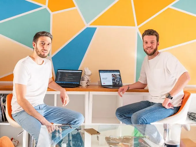 Agora Studio à Mably