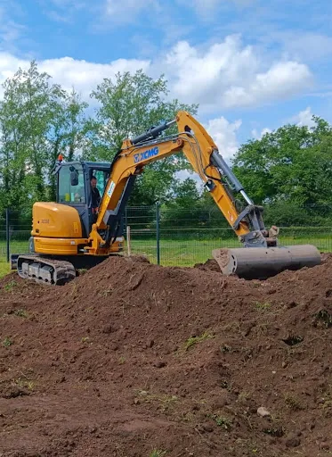 BKR multi-services à Mably