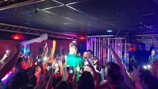 Club 50 discothèque à Mably