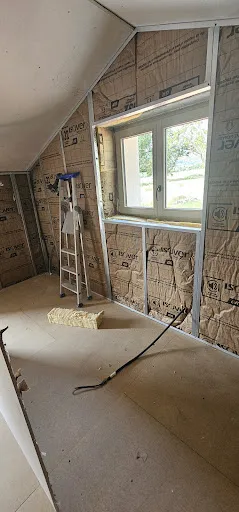 Deco Bati (Plaquiste-Peintre-Solier) à Mably