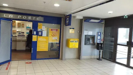 La Poste à Mably
