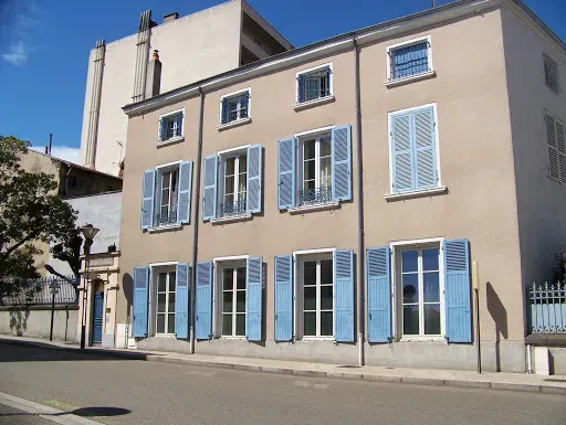 Mercadié et Associés SELARL à Mably