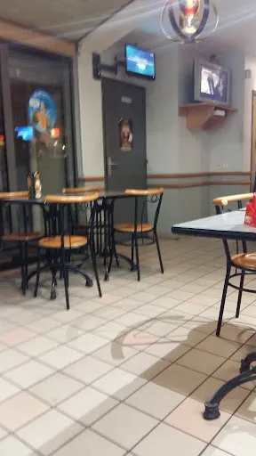 Paput Julien à Mably