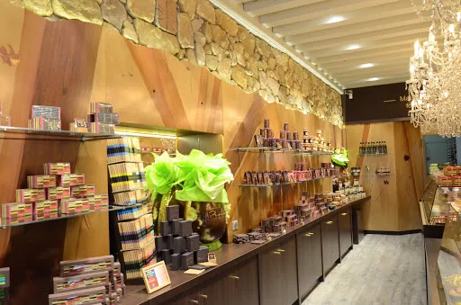 Pralus : Pâtissier Chocolatier Roanne Charles de Gaulle à Mably