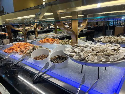 Taste & Wok à 42300 Roanne