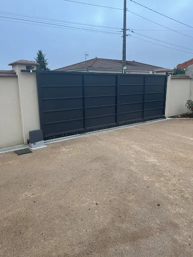 Vervas Metal | Spécialiste Portail - Pergola - Escalier à Mably